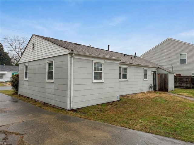 909 Workwood RD, Norfolk, VA 23513