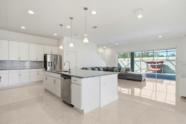 6200 W FALLSGROVE LANE, Port Orange, FL 32128