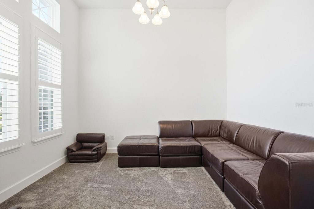 Image 21 of property listing at 6200 W FALLSGROVE LANE, Port Orange, FL 32128