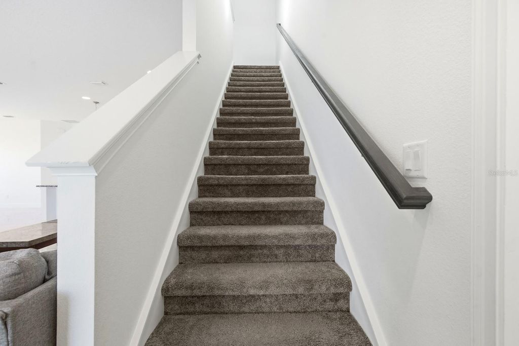 Image 23 of property listing at 6200 W FALLSGROVE LANE, Port Orange, FL 32128