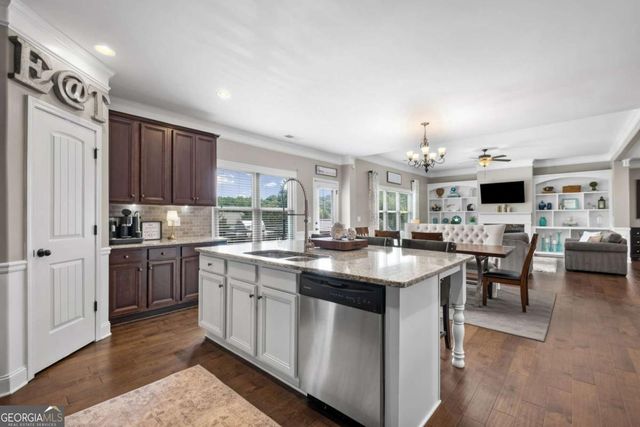 203 Wilde Oak Court, Canton, GA 30115