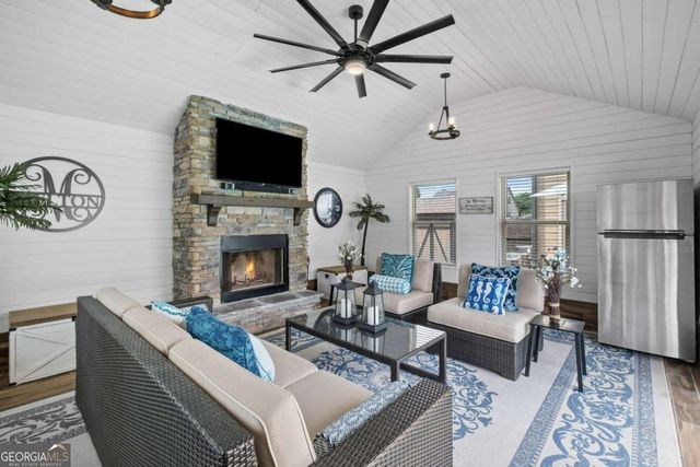203 Wilde Oak Court, Canton, GA 30115