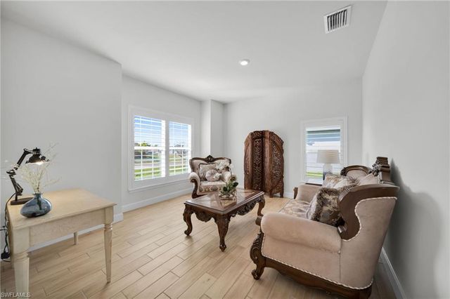 2543 SW 5th AVE, Cape Coral, FL 33914