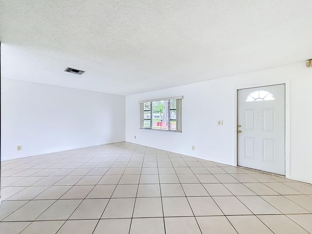 8504 NW 14th Street, Plantation, FL 33322