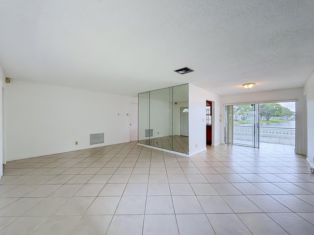 8504 NW 14th Street, Plantation, FL 33322