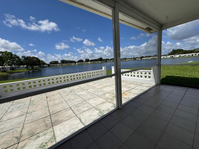 8504 NW 14th Street, Plantation, FL 33322