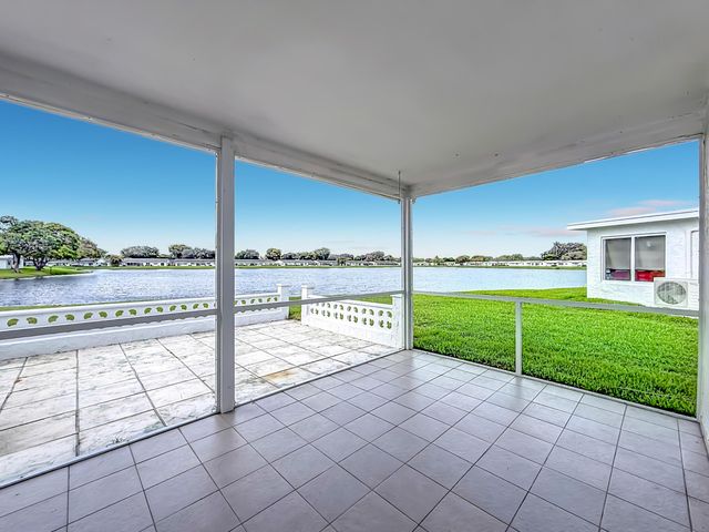 8504 NW 14th Street, Plantation, FL 33322