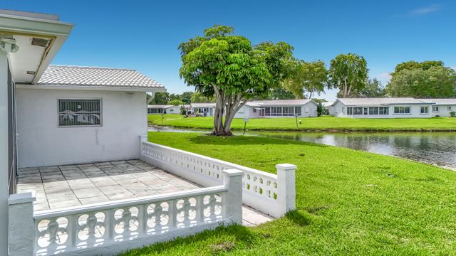 8504 NW 14th Street, Plantation, FL 33322
