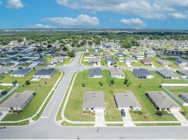 2488 BEGONIA STREET, Mascotte, FL 34753