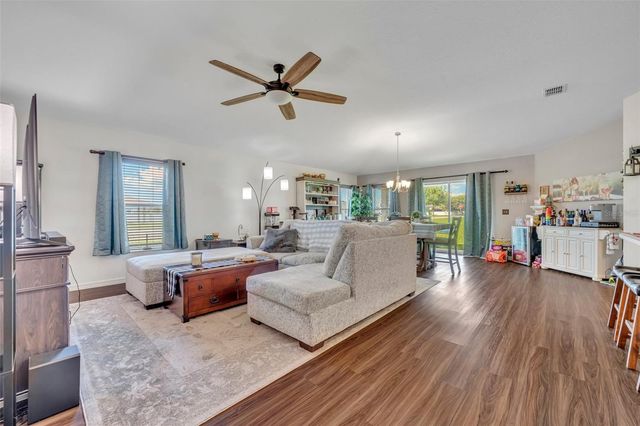 2488 BEGONIA STREET, Mascotte, FL 34753