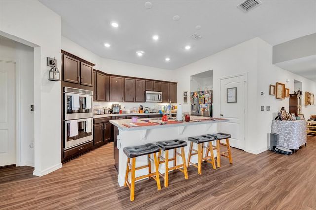 2488 BEGONIA STREET, Mascotte, FL 34753