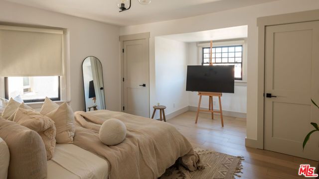 1715 S Kingsley Drive, Los Angeles, CA 90006