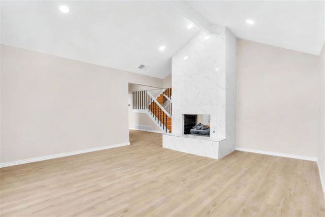 600 Flintridge Court, Irving, TX 75038