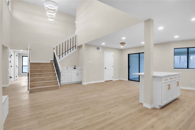 600 Flintridge Court, Irving, TX 75038