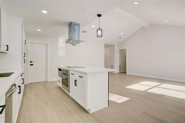 6015 Spellman Road, Houston, TX 77096