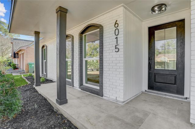 6015 Spellman Road, Houston, TX 77096