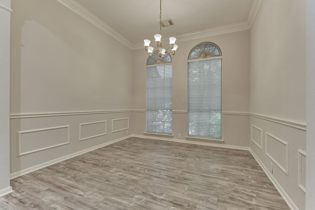 51 S Crossed Birch Place, The Woodlands, TX 77381