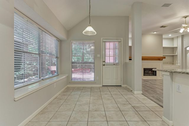 51 S Crossed Birch Place, The Woodlands, TX 77381