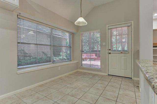 51 S Crossed Birch Place, The Woodlands, TX 77381
