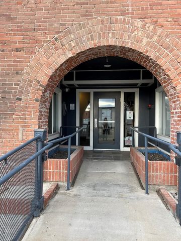 201 Lamkin, Pueblo, CO 81003