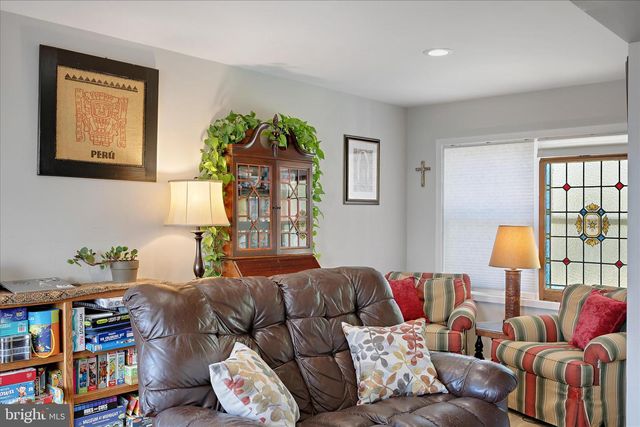 1873 HARCOURT AVE, Crofton, MD 21114