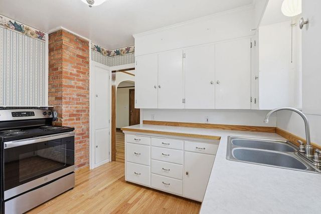 37 W 28TH Ave, Spokane, WA 99203