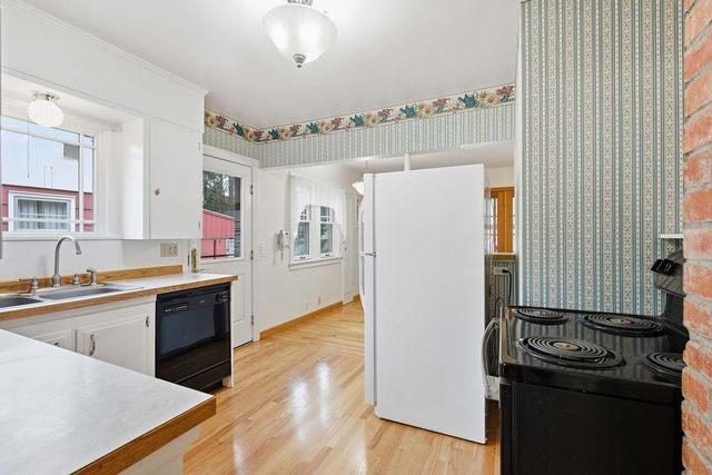 37 W 28TH Ave, Spokane, WA 99203