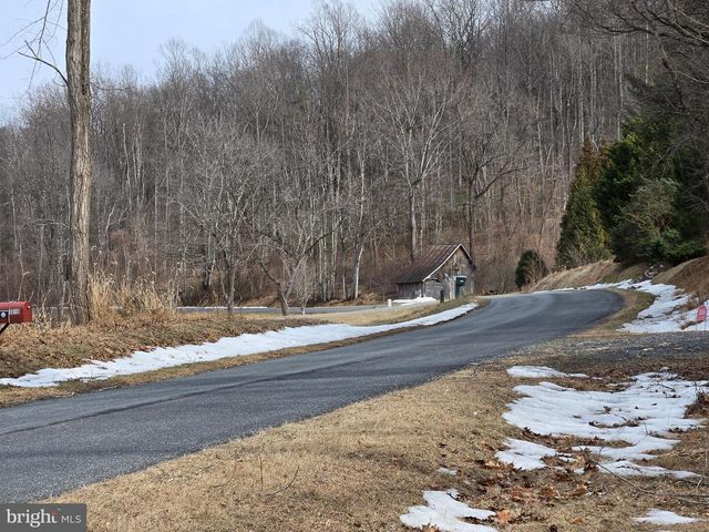 2996 ETLAN RD, Etlan, VA 22719