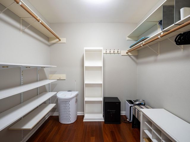 2110 Wychwood DR, Austin, TX 78746