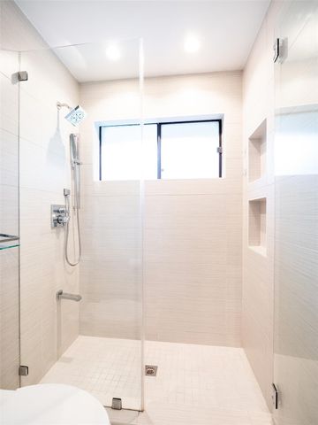 2110 Wychwood DR, Austin, TX 78746