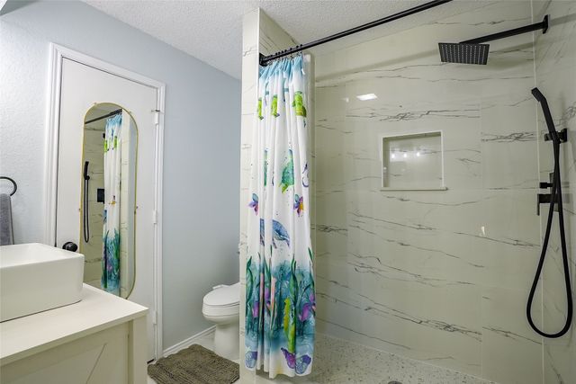 8021 Pebblebrook Drive, Watauga, TX 76148