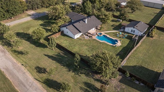 511 S Sulphur Street, Leonard, TX 75452