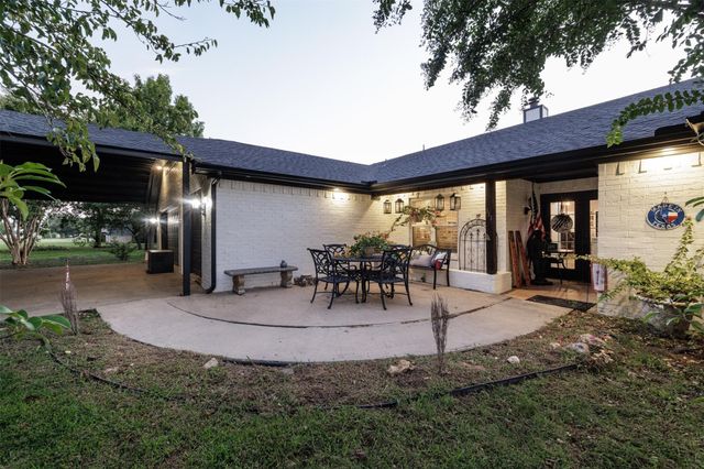 511 S Sulphur Street, Leonard, TX 75452