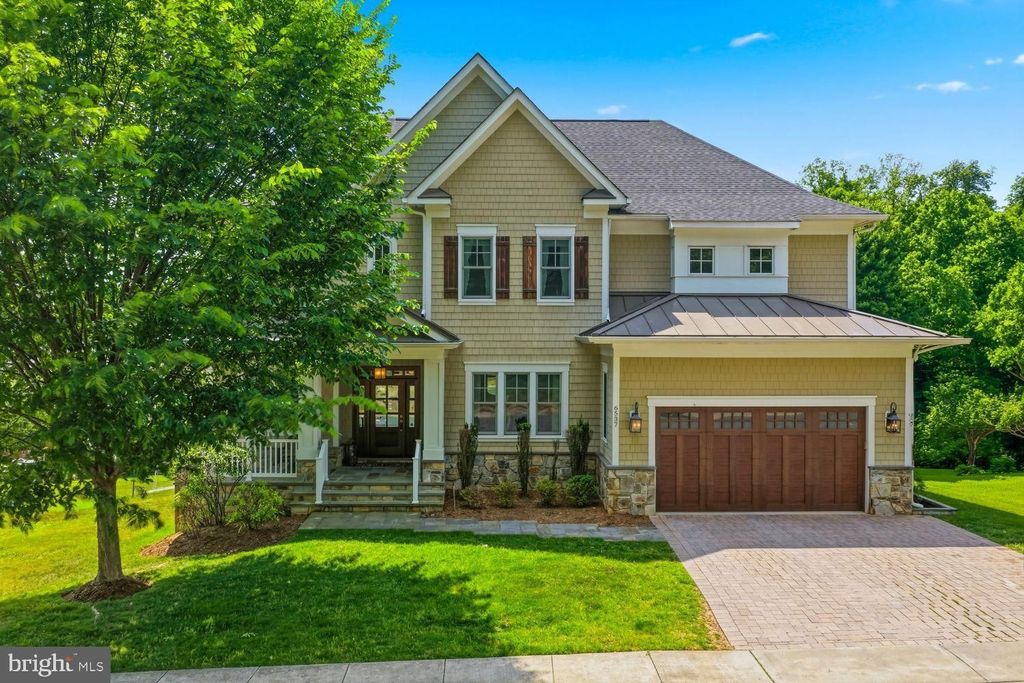 6537 35th Road N, Arlington, VA 22213