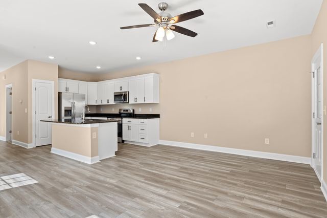 346 Kiskadee Loop Unit F, Conway, SC 29526