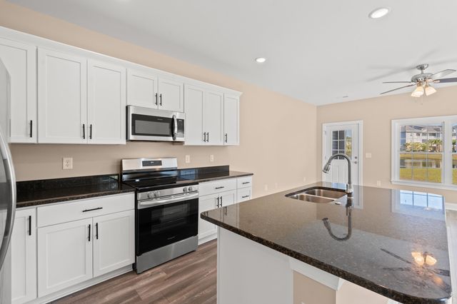 346 Kiskadee Loop Unit F, Conway, SC 29526