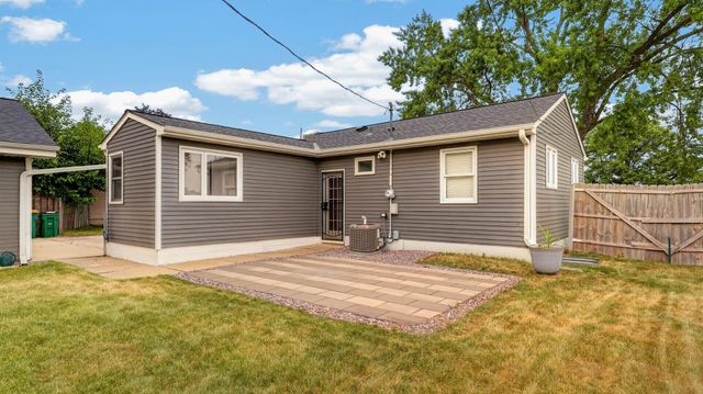 9041 Portland Avenue S, Bloomington, MN 55420