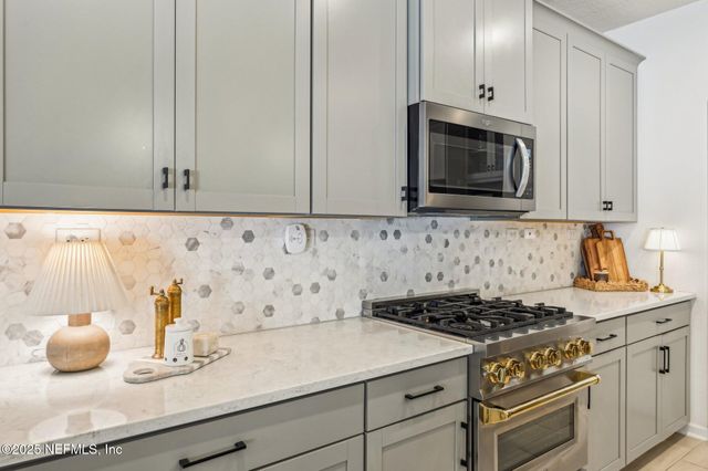 24 OAKHURST Court, St. Augustine, FL 32092