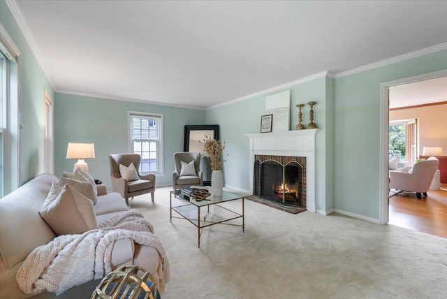 10800 N Norway DRIVE, Mequon, WI 53092
