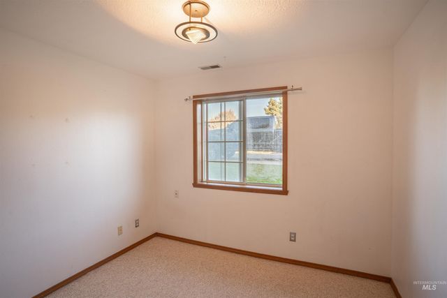 112 Seminole Cir, Jerome, ID 83338
