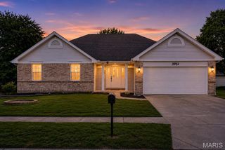 3951 Triple Crown Drive, Florissant, MO 63034