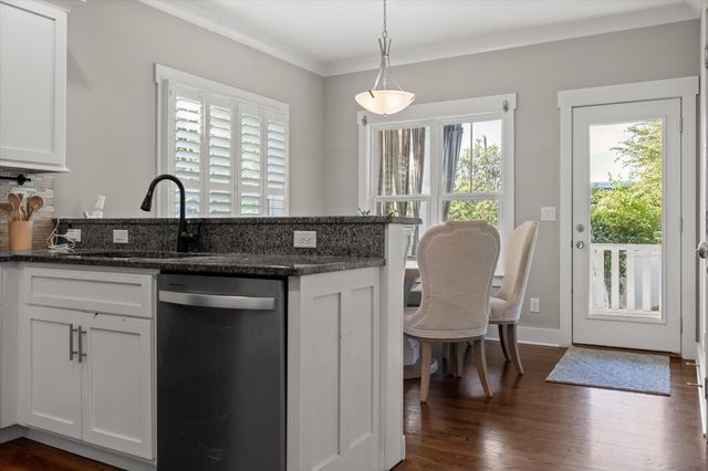 200 W Peak Street, Chattanooga, TN 37405
