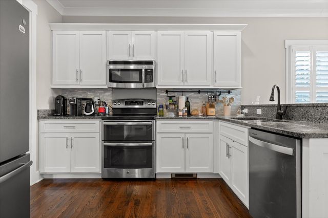 200 W Peak Street, Chattanooga, TN 37405