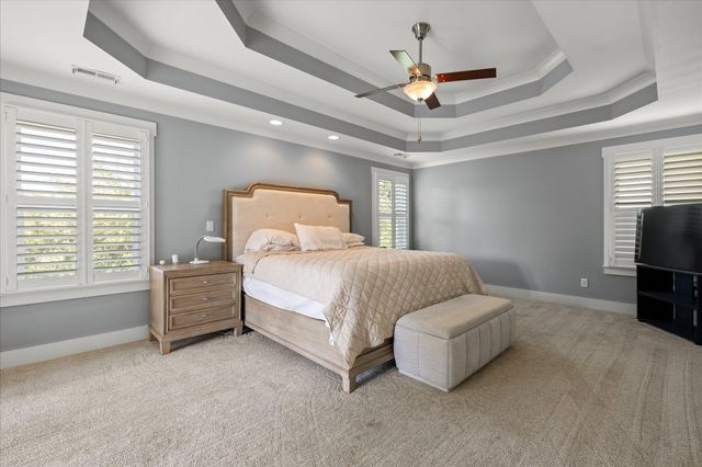 200 W Peak Street, Chattanooga, TN 37405
