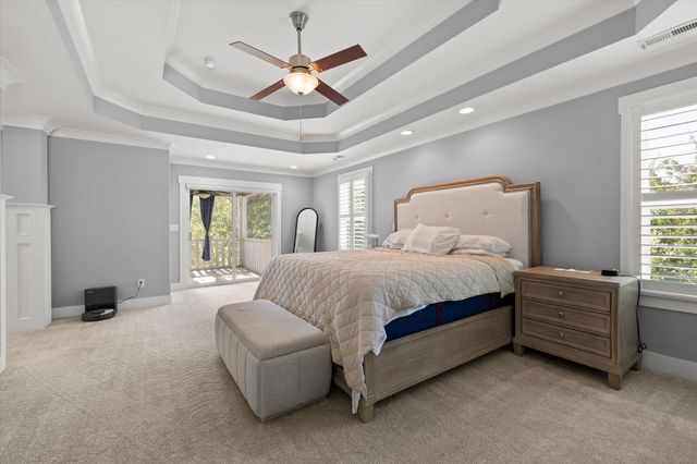 200 W Peak Street, Chattanooga, TN 37405