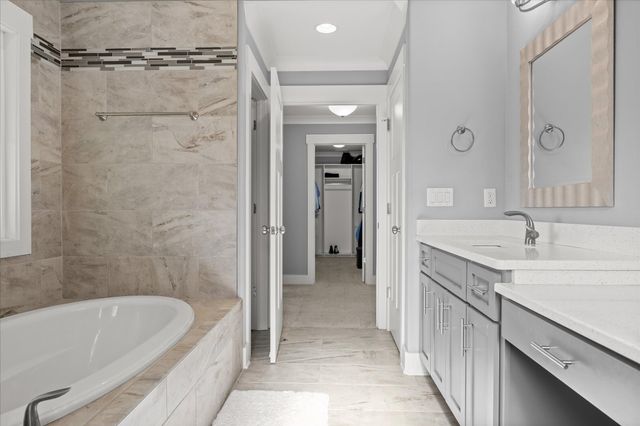 200 W Peak Street, Chattanooga, TN 37405