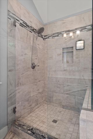 200 W Peak Street, Chattanooga, TN 37405