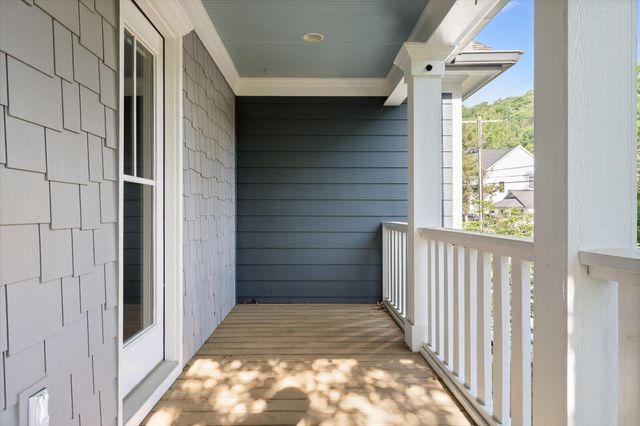 200 W Peak Street, Chattanooga, TN 37405
