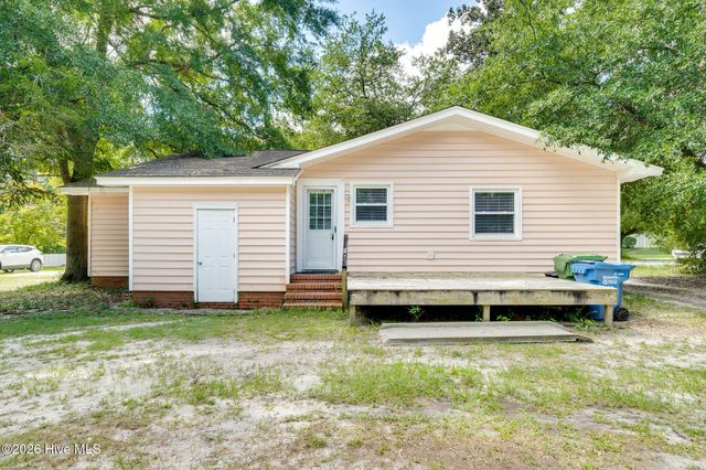 3609 Wilshire Boulevard, Wilmington, NC 28403