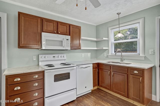 3609 Wilshire Boulevard, Wilmington, NC 28403